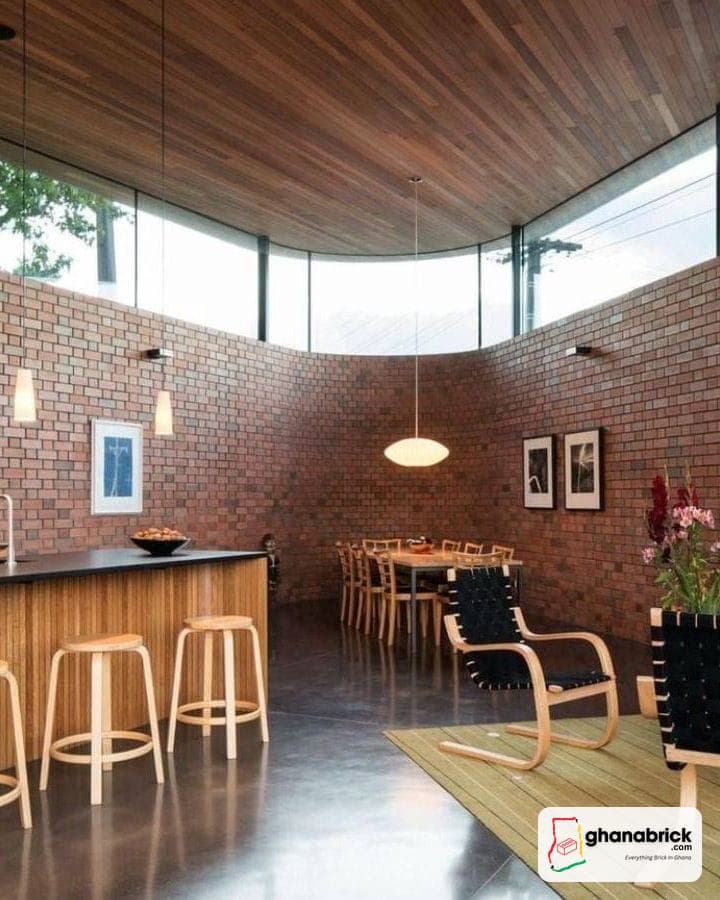 Curved wall in an open-plan room